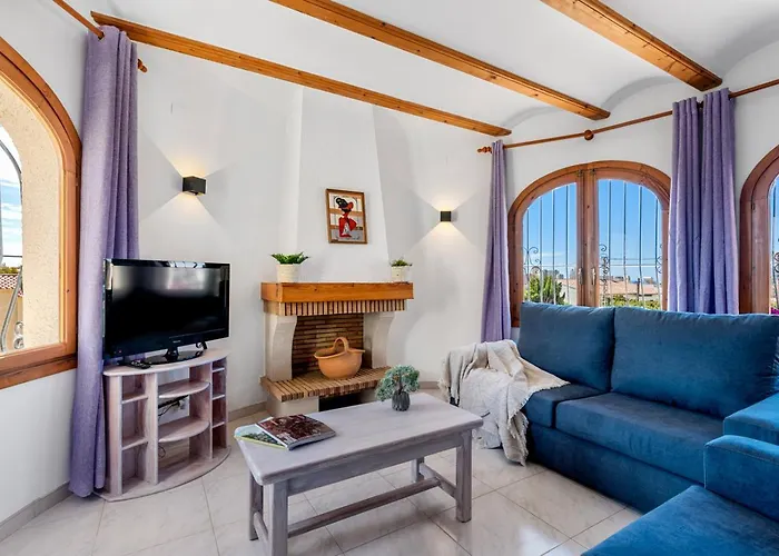 Вилла Agudin - Plusholidays Ifach